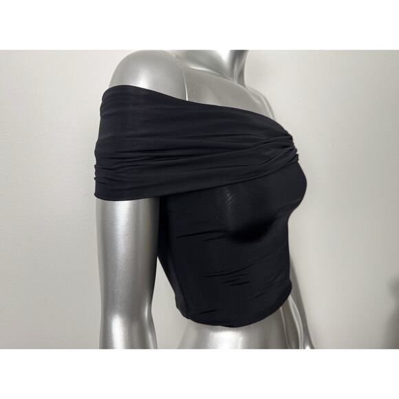 Meshki Seashell Crop Top Women’s XS Black Gold Statement Off Shoulder - Picture 3 of 9